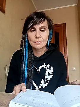 Francenia lolis online show from 09/27/25, 08:41