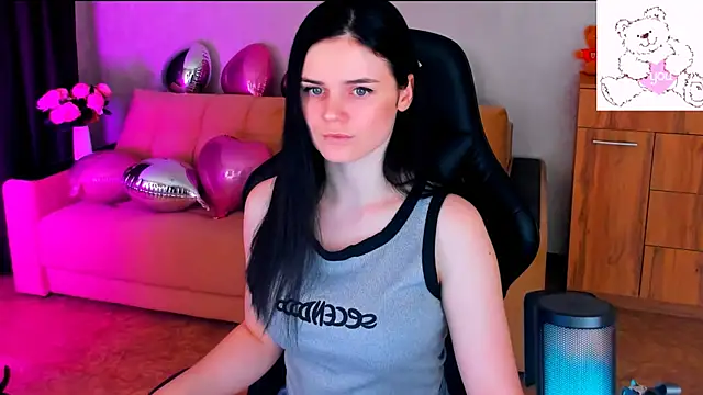 Lora Cain online show from 02/14/25, 07:02