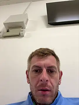 adrian90bi11 online show from 05/26/26, 03:08