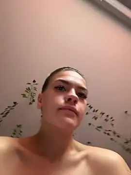 Snapshot of -Sexy_Barbie- chatting on 10/28/25, 07:45 -Sexy Barbie- online show from 10/28/25, 07:45