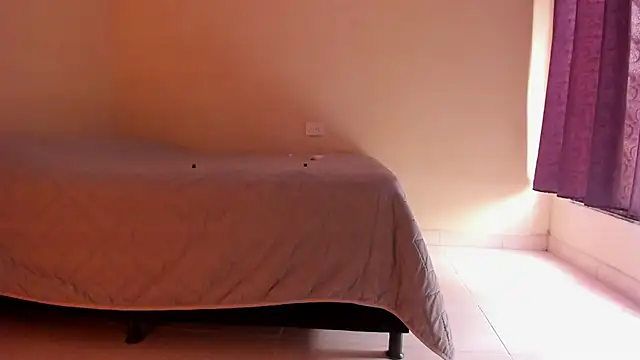 atenas 05  online show from 04/19/26, 06:10