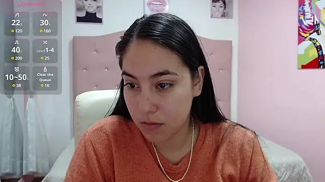 Snapshot of lizzaxs chatting on 12/21/24, 02:26 lizzaxs online show from 12/21/24, 02:26