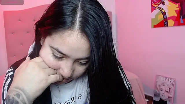 Snapshot of lizzaxs chatting on 09/11/25, 11:54 lizzaxs online show from 09/11/25, 11:54