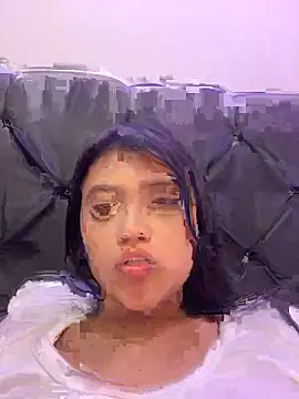 Snapshot of alisson_carolina73 chatting on 12/14/24, 02:45 alisson carolina73 online show from 12/14/24, 02:45
