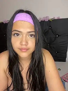 Snapshot of alisson_carolina73 chatting on 02/10/25, 08:20 alisson carolina73 online show from 02/10/25, 08:20