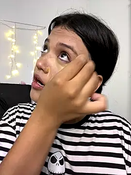 alisson carolina73 online show from 10/26/25, 09:10