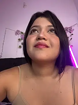 alisson carolina73 online show from 02/27/26, 01:49