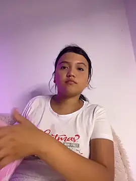 alisson carolina73 online show from 05/03/26, 09:32