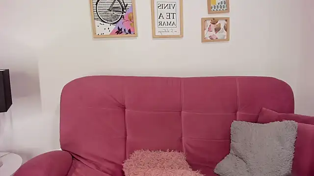 Juanita owens online show from 01/09/25, 09:47