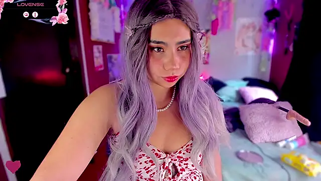 Snapshot of kiki_cavilll chatting on 02/10/25, 02:37 kiki cavilll online show from 02/10/25, 02:37