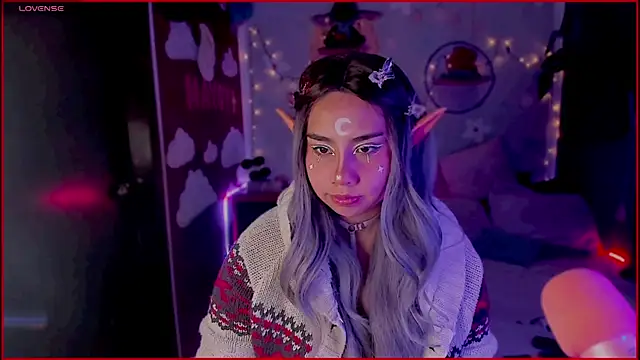 Snapshot of kiki_cavilll chatting on 10/16/25, 01:45 kiki cavilll online show from 10/16/25, 01:45