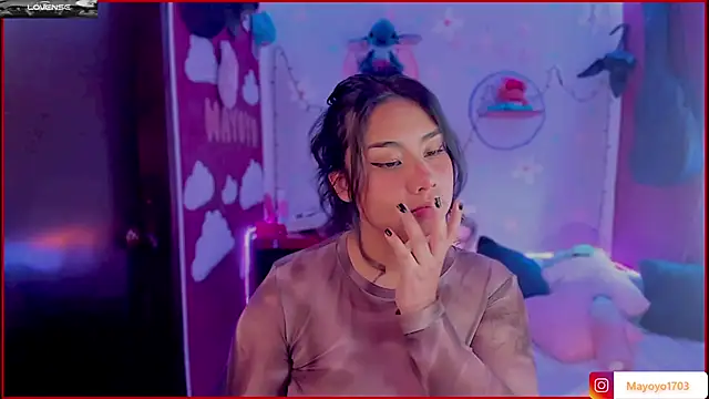 Snapshot of kiki_cavilll chatting on 11/05/25, 01:22 kiki cavilll online show from 11/05/25, 01:22