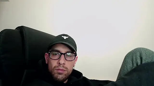 mikealcorleone online show from 02/11/25, 12:17