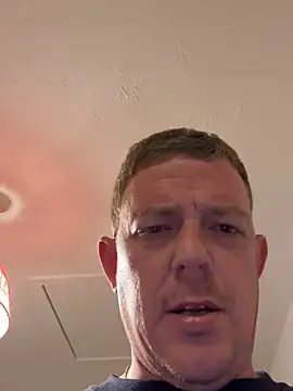 mrwright878787 online show from 02/08/25, 12:06