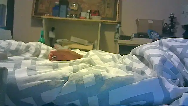 Snapshot of DI4MOND_FIR3 chatting on 10/22/25, 06:02 DI4MOND FIR3 online show from 10/22/25, 06:02