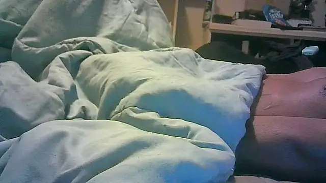 Snapshot of DI4MOND_FIR3 chatting on 10/23/25, 06:13 DI4MOND FIR3 online show from 10/23/25, 06:13