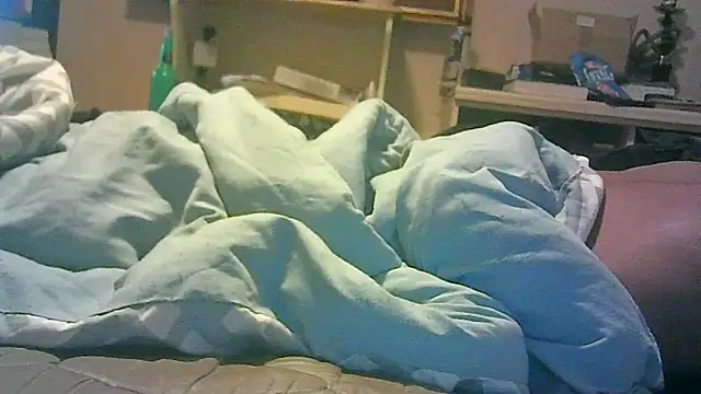 Snapshot of DI4MOND_FIR3 chatting on 10/24/25, 06:21 DI4MOND FIR3 online show from 10/24/25, 06:21