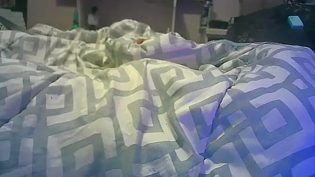 Snapshot of DI4MOND_FIR3 chatting on 10/28/25, 02:15 DI4MOND FIR3 online show from 10/28/25, 02:15