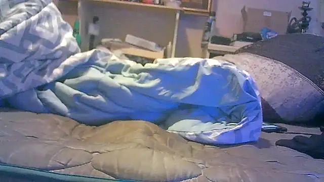 Snapshot of DI4MOND_FIR3 chatting on 10/29/25, 02:30 DI4MOND FIR3 online show from 10/29/25, 02:30