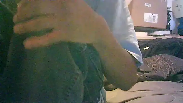 Snapshot of DI4MOND_FIR3 chatting on 11/02/25, 08:33 DI4MOND FIR3 online show from 11/02/25, 08:33