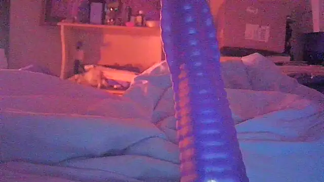 Snapshot of DI4MOND_FIR3 chatting on 11/15/25, 10:12 DI4MOND FIR3 online show from 11/15/25, 10:12