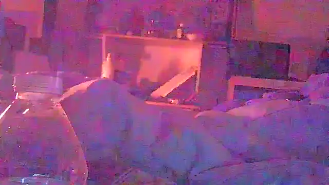 Snapshot of DI4MOND_FIR3 chatting on 11/28/25, 12:30 DI4MOND FIR3 online show from 11/28/25, 12:30