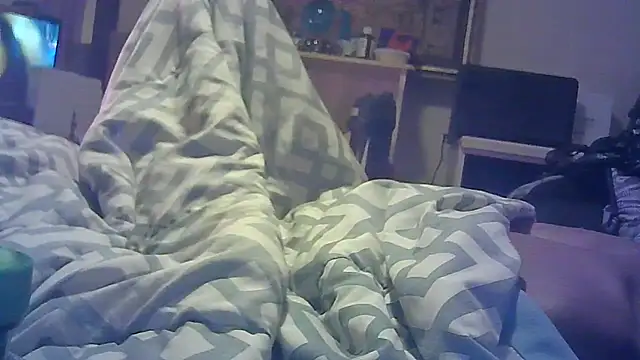 Snapshot of DI4MOND_FIR3 chatting on 12/04/25, 08:23 DI4MOND FIR3 online show from 12/04/25, 08:23