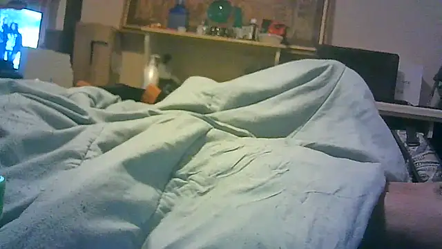 Snapshot of DI4MOND_FIR3 chatting on 12/04/25, 08:28 DI4MOND FIR3 online show from 12/04/25, 08:28