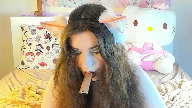 Snapshot of kuraii1_ chatting on 01/19/25, 12:28 kuraii1 online show from 01/19/25, 12:28