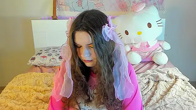 Snapshot of kuraii1_ chatting on 02/22/25, 02:17 kuraii1 online show from 02/22/25, 02:17