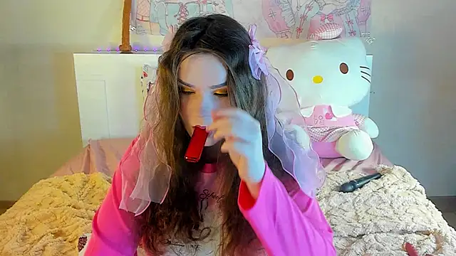 Snapshot of kuraii1_ chatting on 02/24/25, 02:08 kuraii1 online show from 02/24/25, 02:08