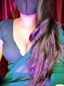 Snapshot of SexyAndHottie chatting on 01/31/25, 04:03 SexyAndHottie online show from 01/31/25, 04:03