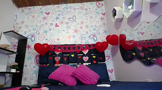 KOURTNEY-- online show from 02/18/25, 01:10