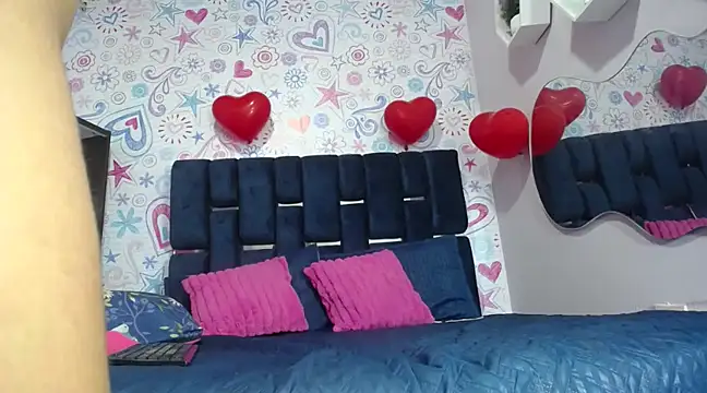 KOURTNEY-- online show from 02/22/25, 01:33