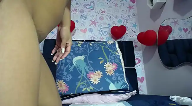 KOURTNEY-- online show from 02/25/25, 04:24