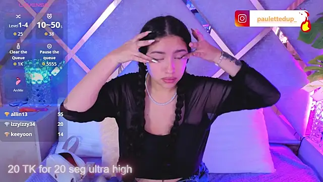 Snapshot of paulette_dupont chatting on 12/22/25, 01:46 paulette dupont online show from 12/22/25, 01:46