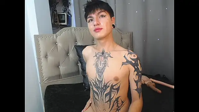 Snapshot of CataFox_ chatting on 01/06/25, 02:47 CataFox online show from 01/06/25, 02:47