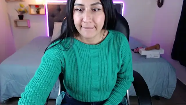 mia aira online show from 02/05/25, 08:25