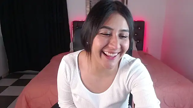 mia aira online show from 02/24/25, 07:19