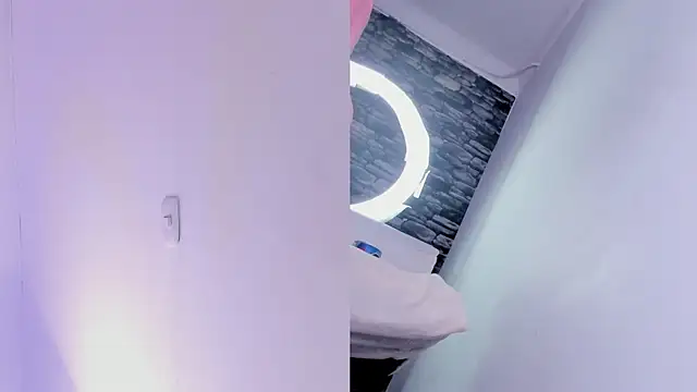 zoe backer online show from 11/10/25, 11:31