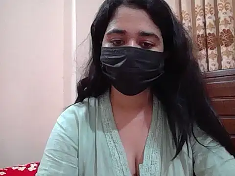 Snapshot of A-pusparani chatting on 06/18/26, 07:07 A-pusparani online show from 06/18/26, 07:07