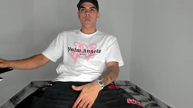 mikee scooth online show from 12/03/25, 04:09