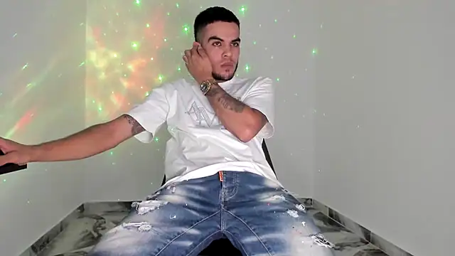 mikee scooth online show from 04/12/26, 05:01