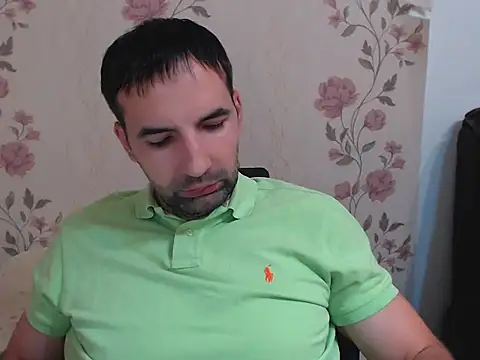 Leo 1617 online show from 12/14/25, 02:44