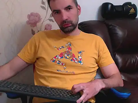 Leo 1617 online show from 04/22/26, 02:40