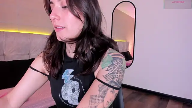 Karito-28 online show from 12/22/25, 01:30