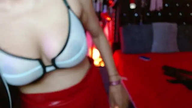 SamaraMartinez online show from 01/08/26, 10:17