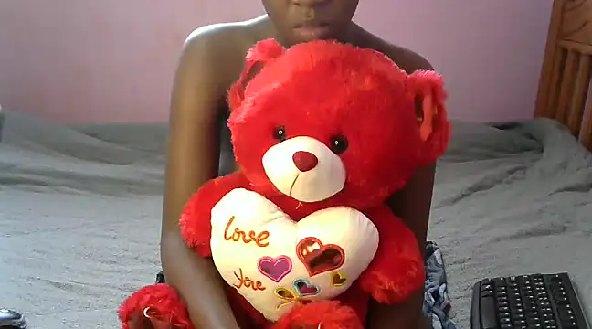 Snapshot of Caryyyl chatting on 03/11/25, 01:12 Caryyyl online show from 03/11/25, 01:12