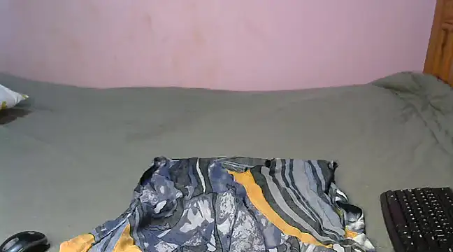 Snapshot of Caryyyl chatting on 03/11/25, 05:13 Caryyyl online show from 03/11/25, 05:13