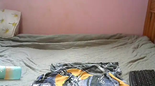 Snapshot of Caryyyl chatting on 03/15/25, 10:57 Caryyyl online show from 03/15/25, 10:57